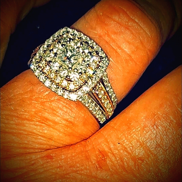 SHOW STOPPER ~ 14K White Gold ~ Yeĺow Gold Detail - Picture 5 of 6